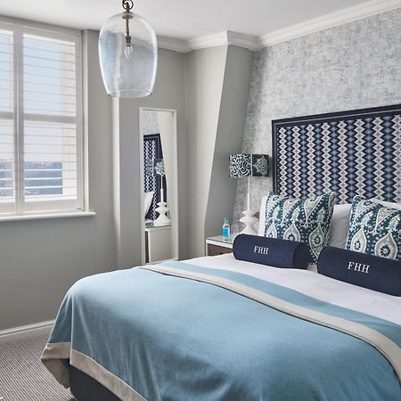 Harbour Hotel Фоуї Екстер'єр фото